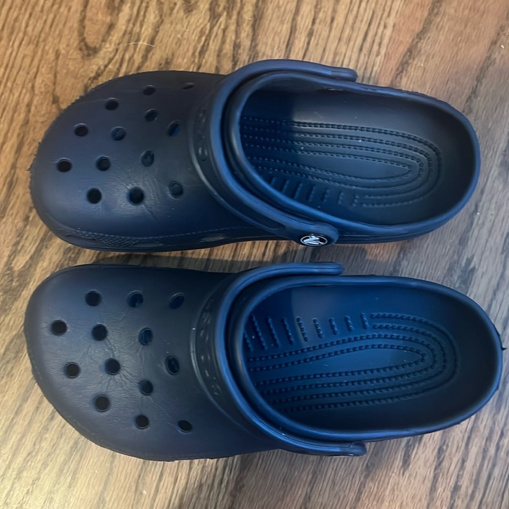 Navy Blue Crocs Boys Girls Unisex Kids Size J 4